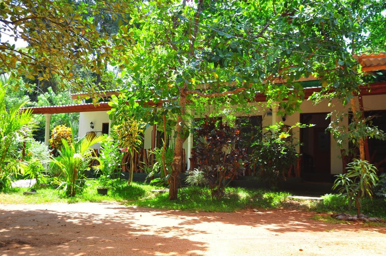 Sigiri Rock Side Home Stay Sigiriya Exterior photo